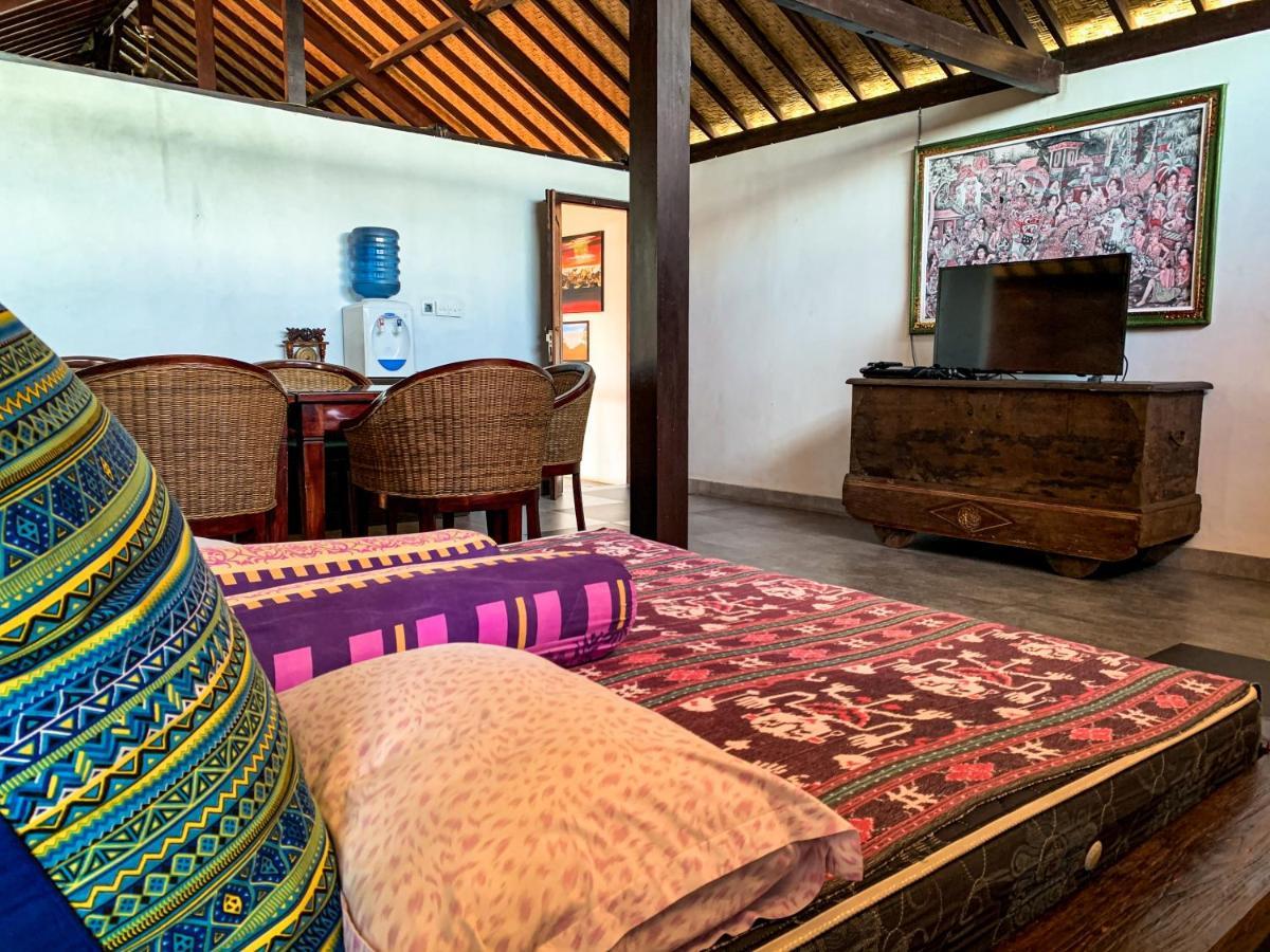 Capung Guesthouse Jimbaran Екстериор снимка